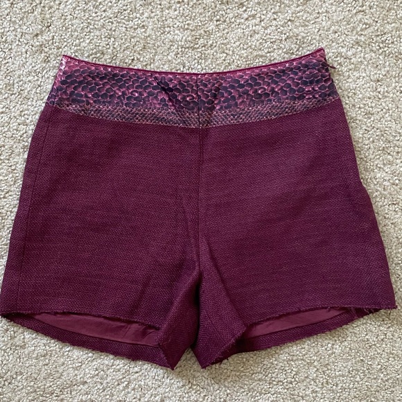 Longchamp Woven Linen Silk Shorts 42  US 10 - Picture 1 of 5